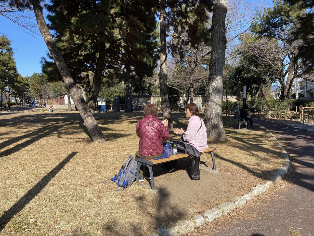 08鴨川公園で昼食