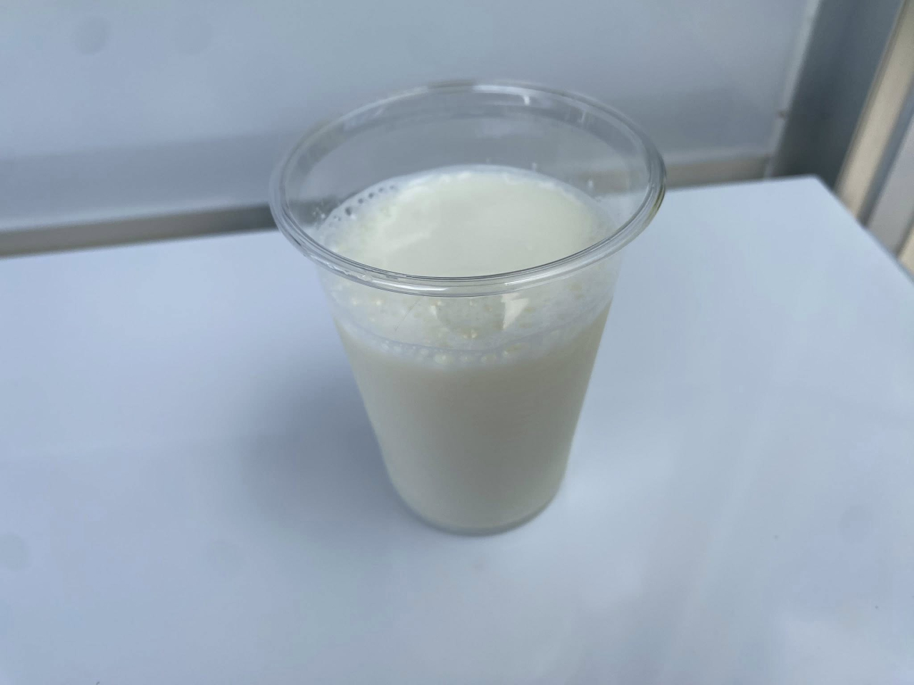 09クローバー牧場牛乳